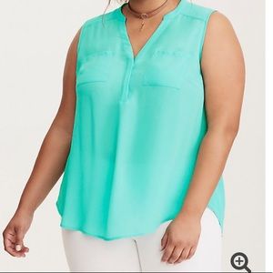 Torrid georgette sleeveless pullover blouse